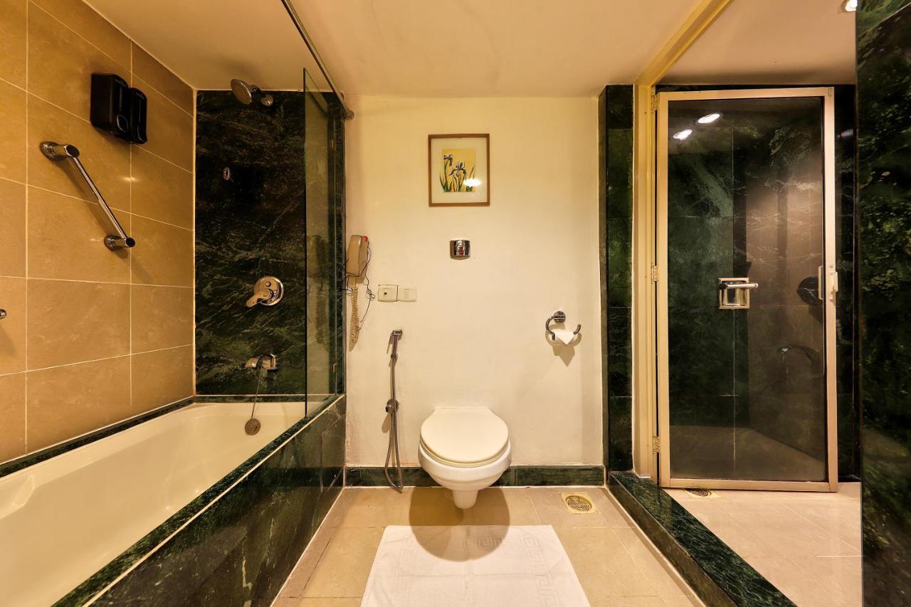 The Central Park Pune Exterior foto
