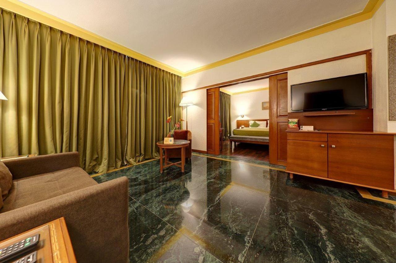 The Central Park Pune Exterior foto