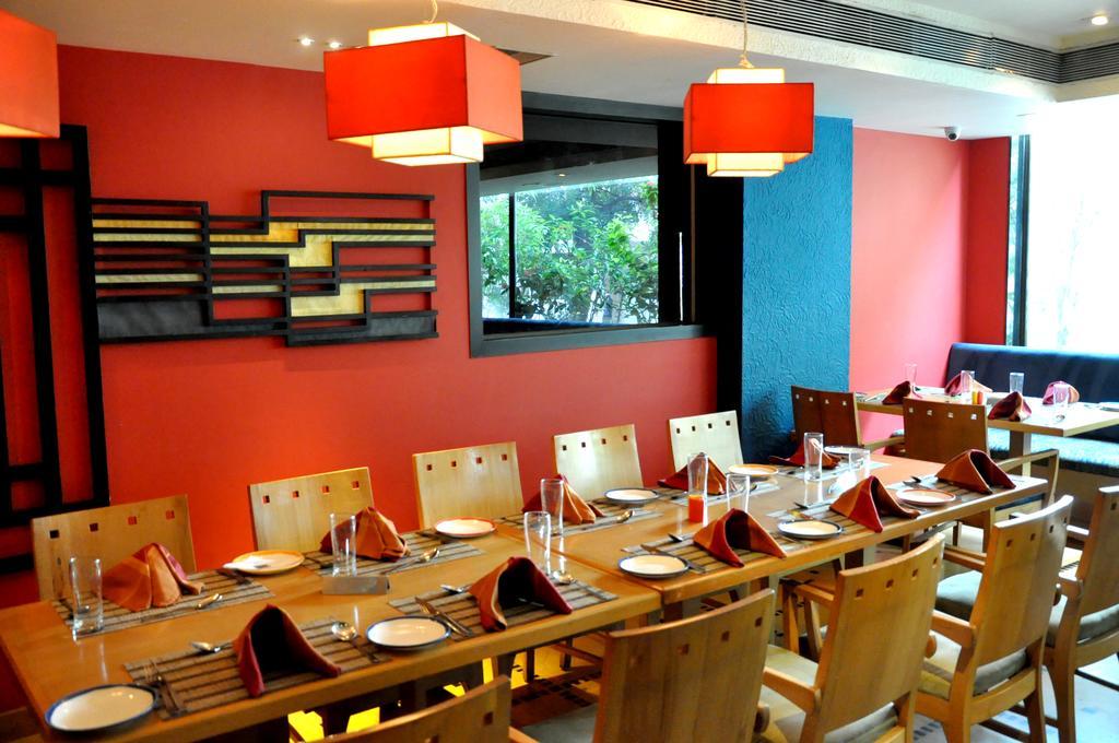 The Central Park Pune Exterior foto
